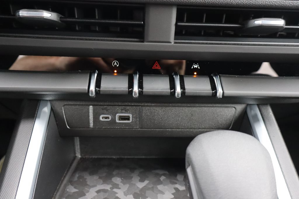 New 2026 Chevrolet Colorado W/T AWD/4WD image 14