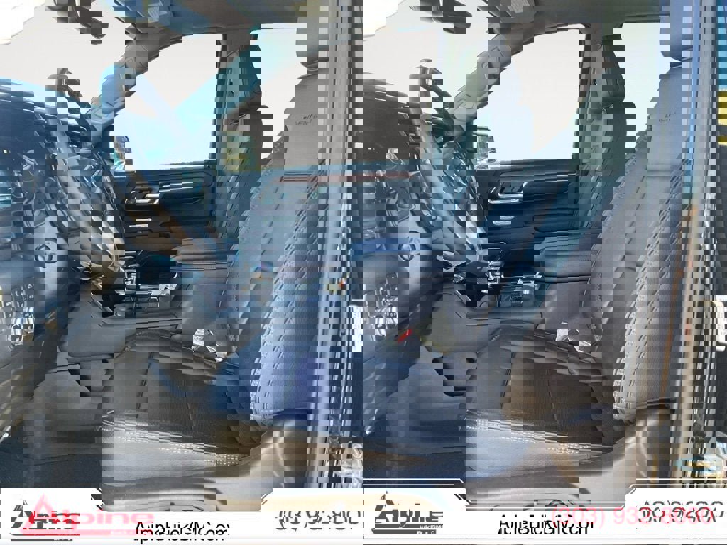 Used 2023 GMC Sierra 1500 Denali w/ Technology Package image 9