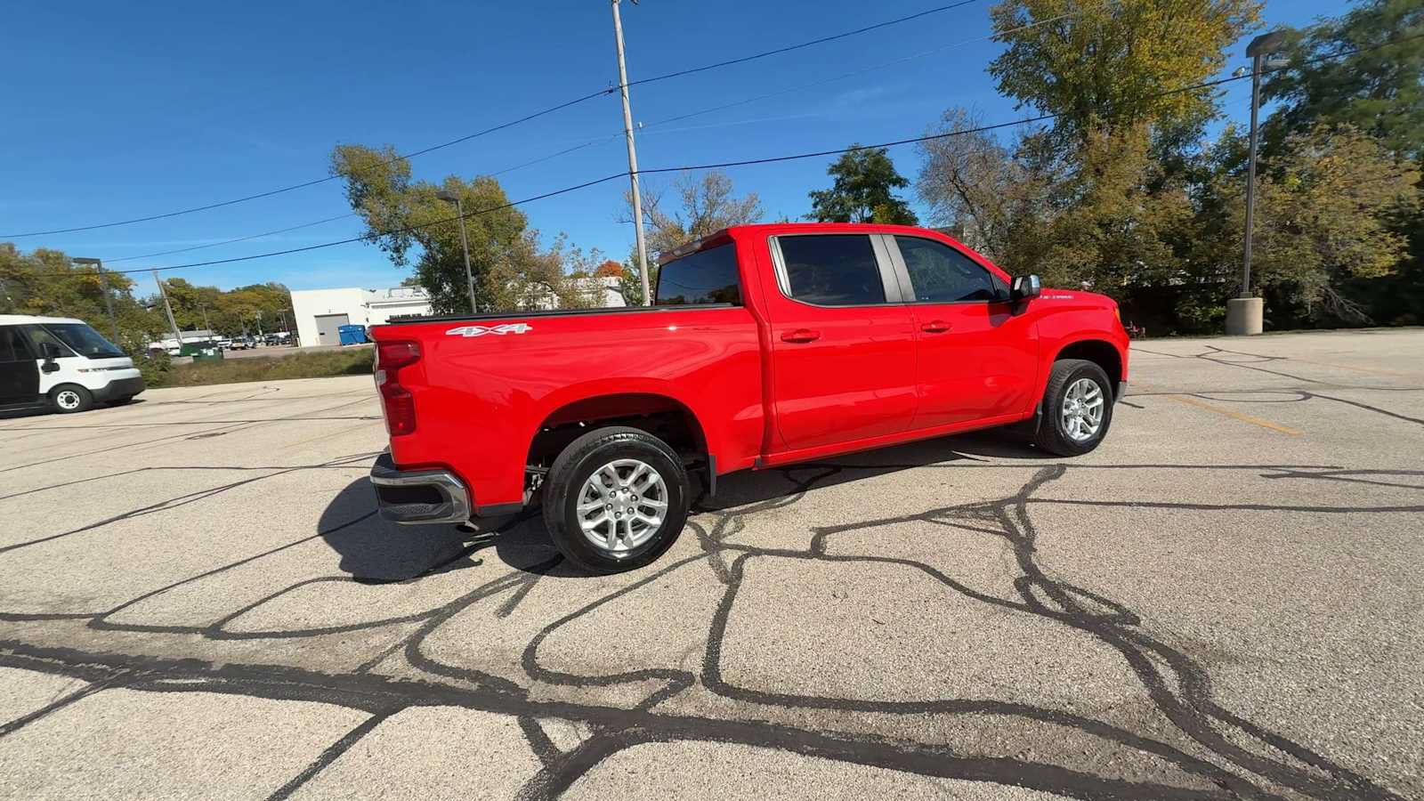 Certified 2024 Chevrolet Silverado 1500 LT AWD/4WD image 8