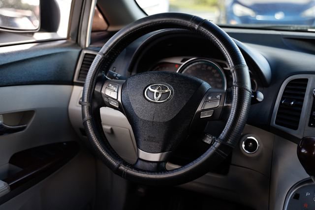 Used 2012 Toyota Venza XLE image 29