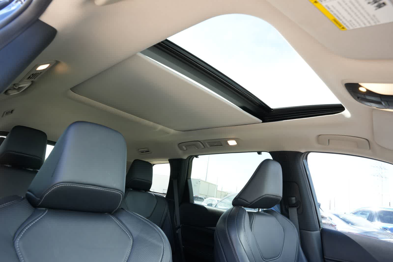 Certified 2023 INFINITI QX60 Luxe AWD/4WD image 23