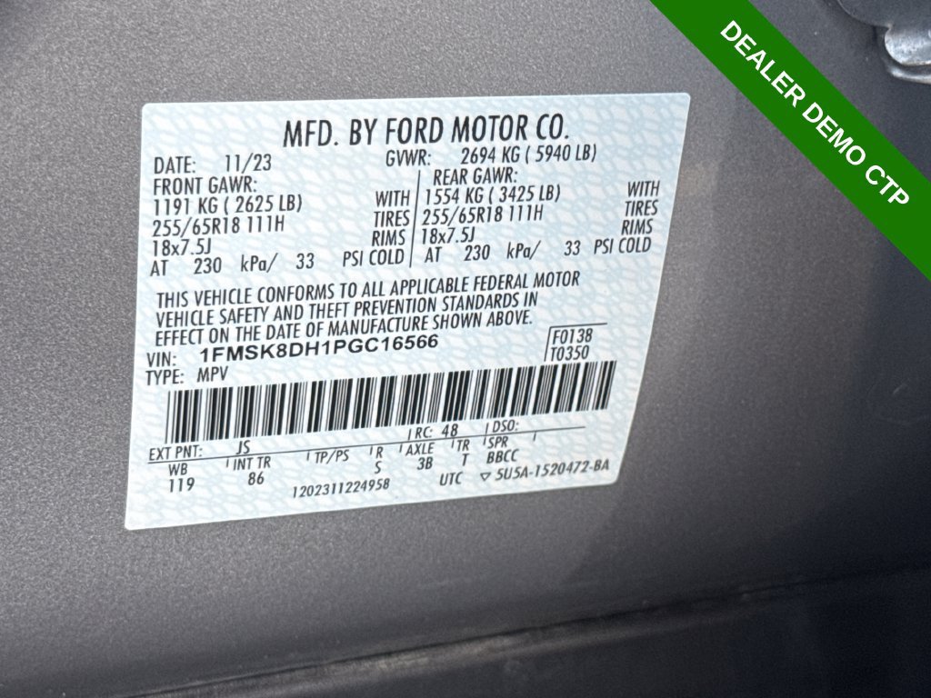 Used 2023 Ford Explorer XLT AWD/4WD image 29
