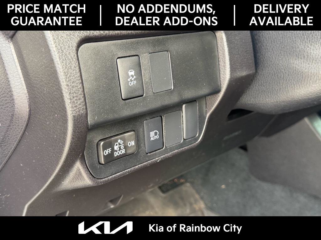Used 2023 Toyota Tacoma SR5 w/ Technology Package image 15