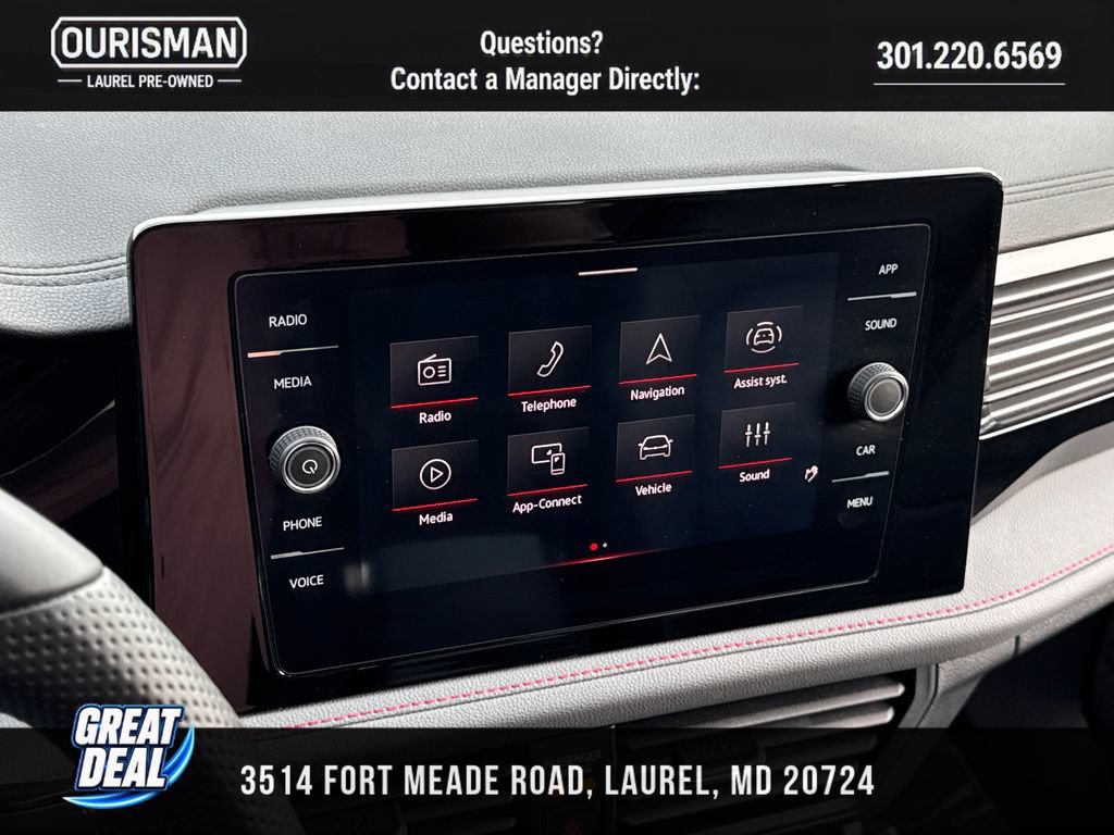 Used 2025 Volkswagen Jetta GLI Autobahn FWD image 13