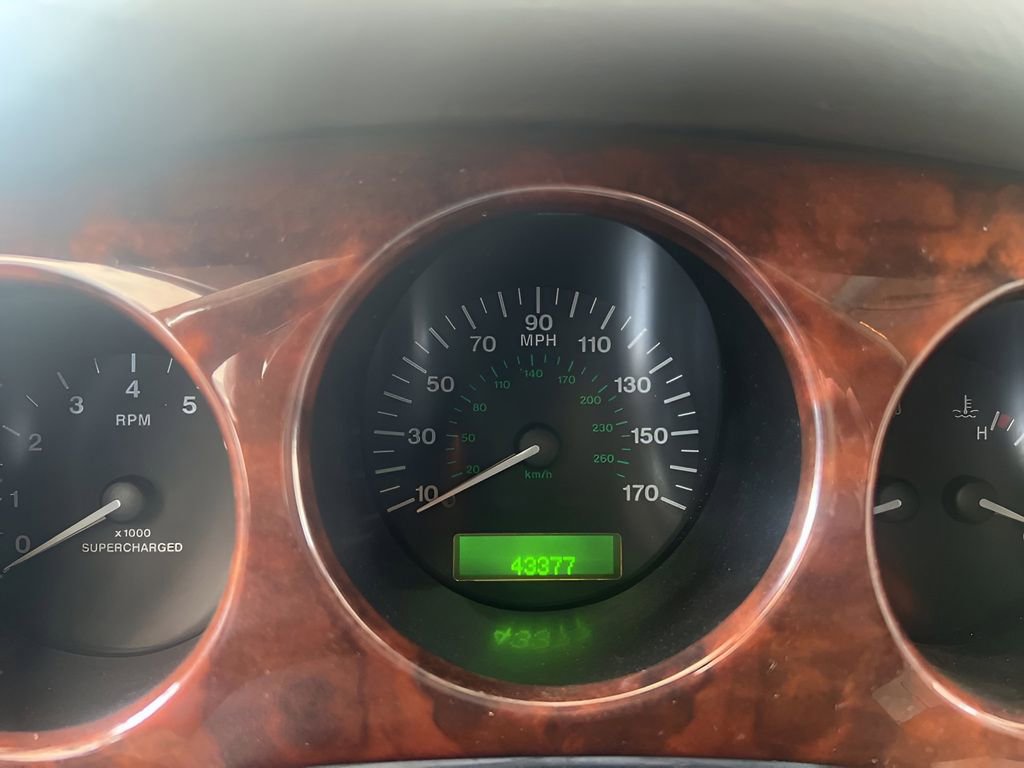 Used 1999 Jaguar XJ8 RWD image 7