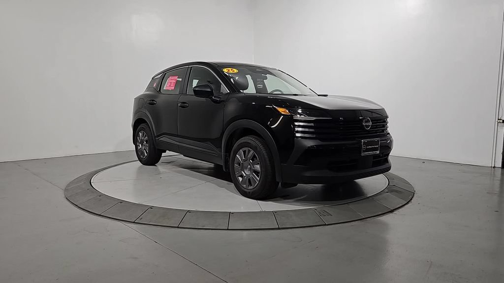 Used 2025 Nissan Kicks S AWD/4WD image 8