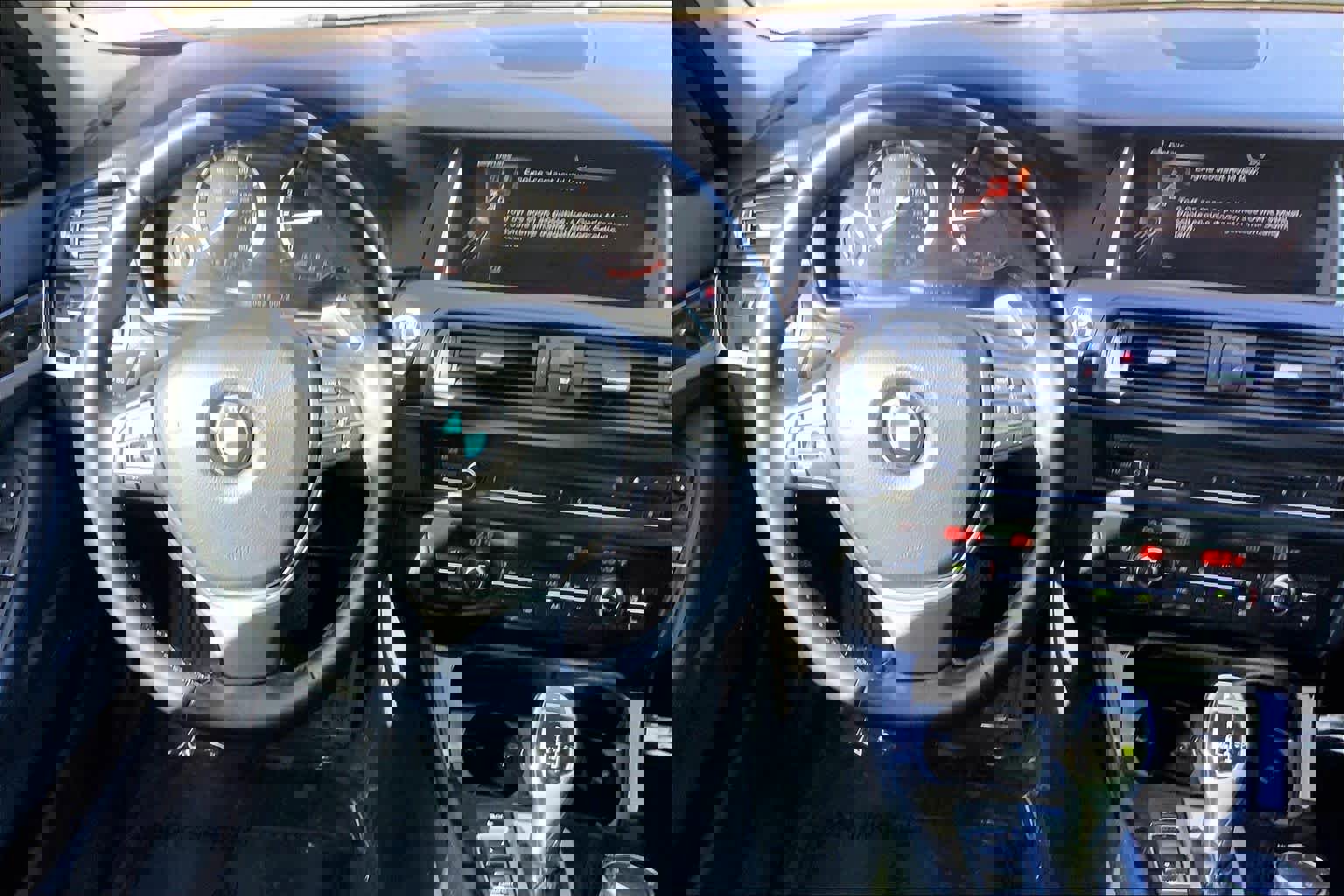 Used 2016 BMW 528i Sedan image 5