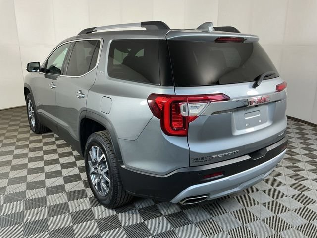 Used 2023 GMC Acadia SLT AWD/4WD image 14