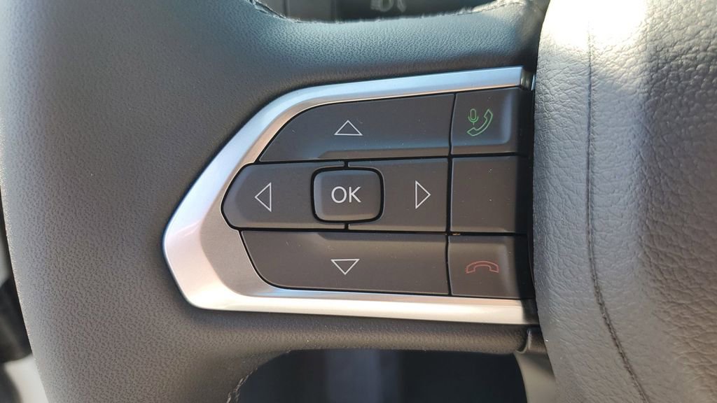 New 2026 Jeep Compass Latitude image 28