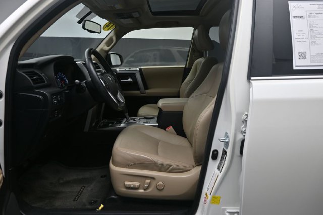 Used 2014 Toyota 4Runner Limited RWD image 17