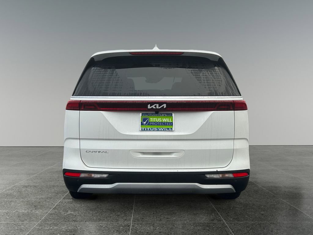 Used 2024 Kia Carnival LX image 6