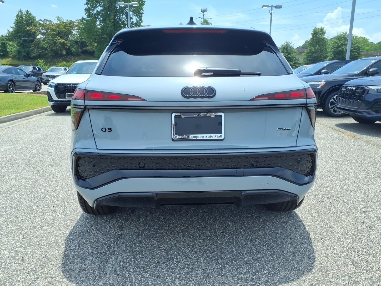 New 2026 Audi Q3 quattro 2.0T AWD/4WD image 7