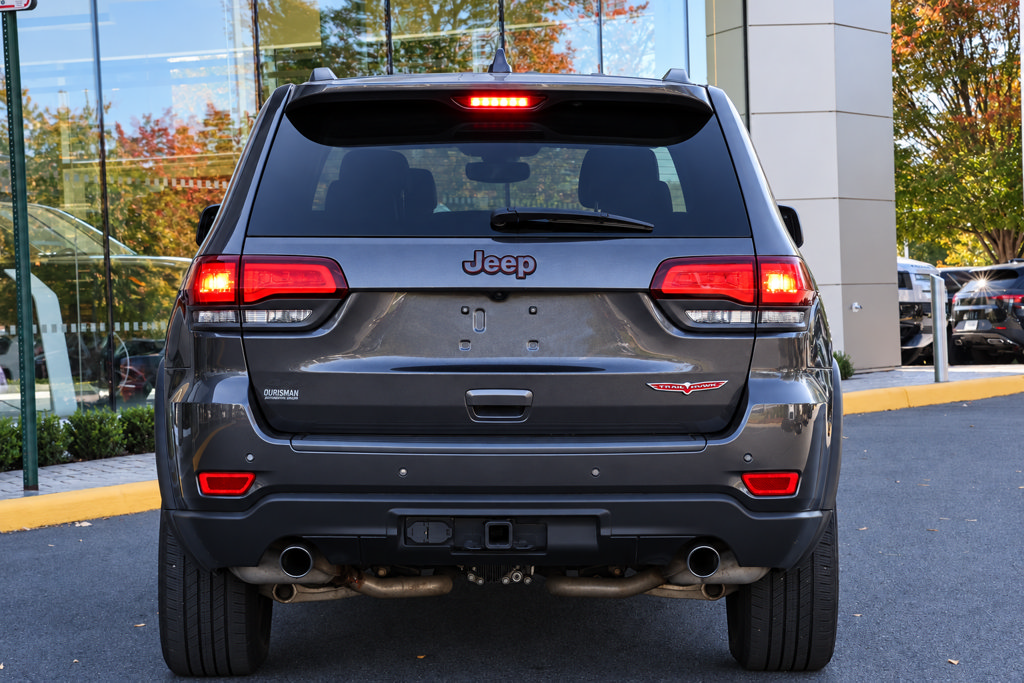 Used 2021 Jeep Grand Cherokee Trailhawk w/ Trailhawk Luxury Group AWD/4WD image 2