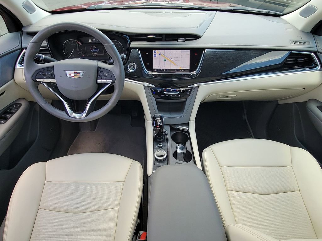Used 2024 Cadillac XT6 Premium Luxury FWD image 20
