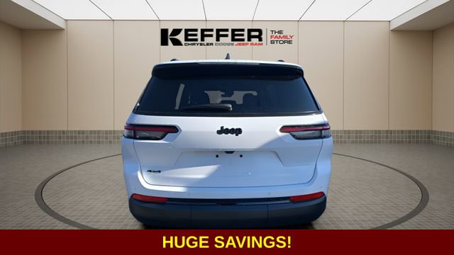 New 2025 Jeep Grand Cherokee L Altitude image 4