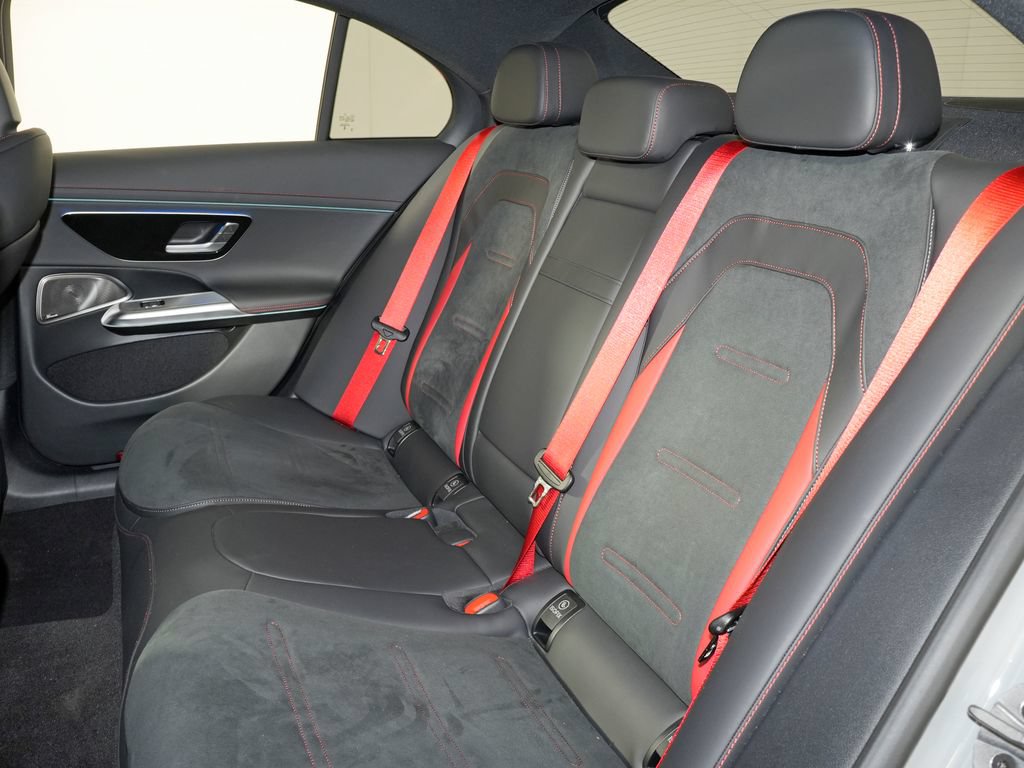 Certified 2025 Mercedes-Benz E 53 AMG e 4MATIC Sedan image 31