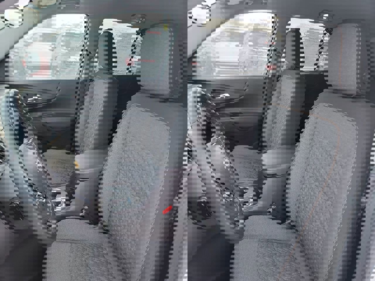 Used 2024 Chevrolet Equinox LT image 13