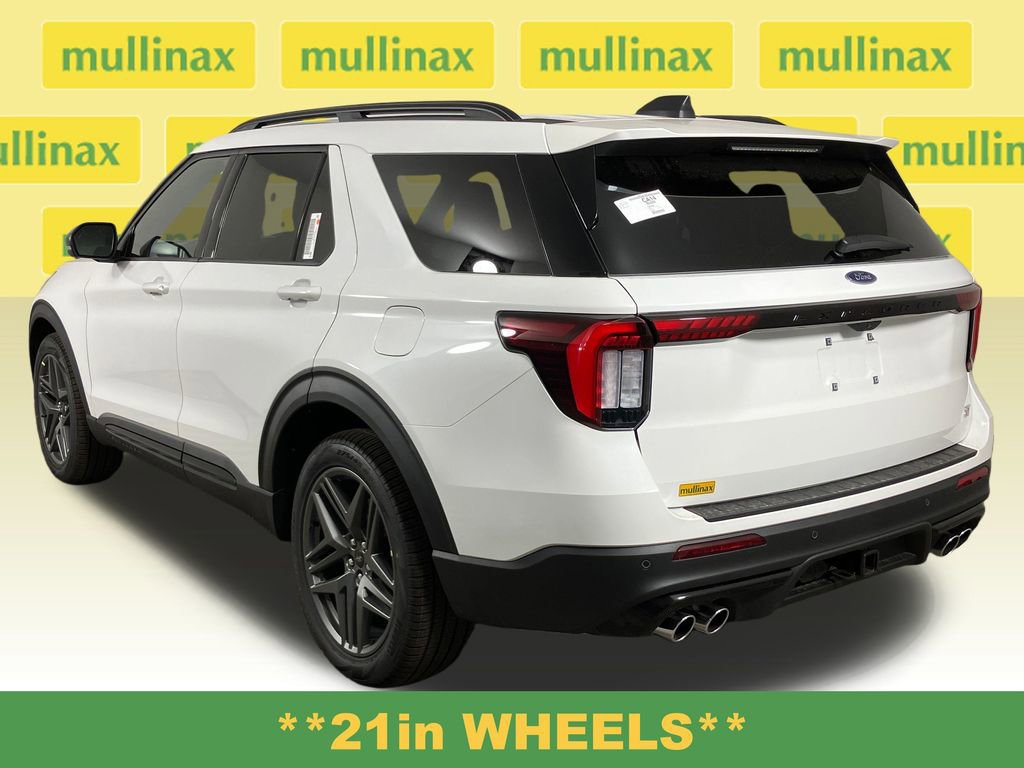 New 2026 Ford Explorer ST RWD image 9