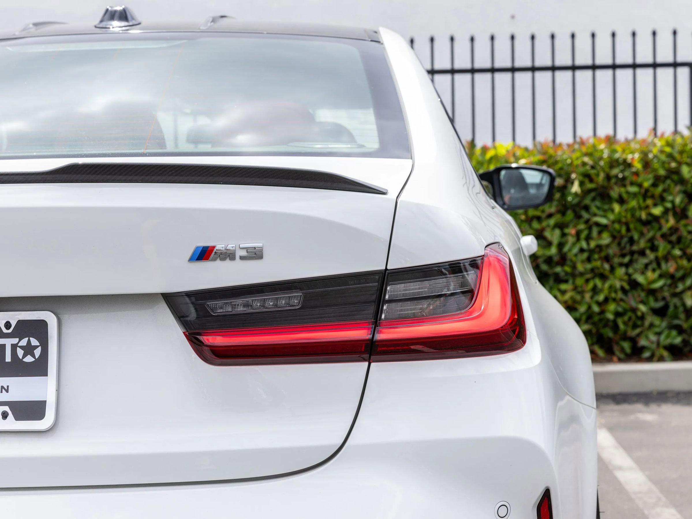 Used 2023 BMW M3 w/ M Carbon Exterior Package RWD image 36