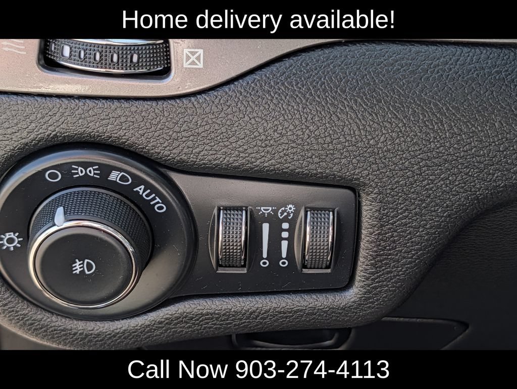 Used 2022 Jeep Cherokee Latitude Lux AWD/4WD image 26