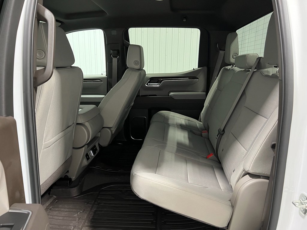 New 2026 GMC Sierra 1500 SLE image 24