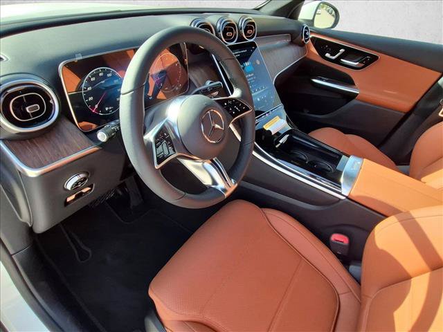 New 2027 Mercedes-Benz GLC 300 image 3