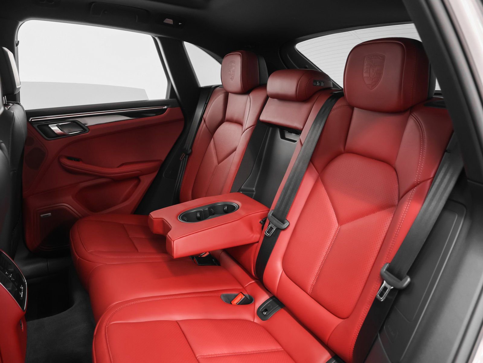 New 2026 Porsche Macan S image 48