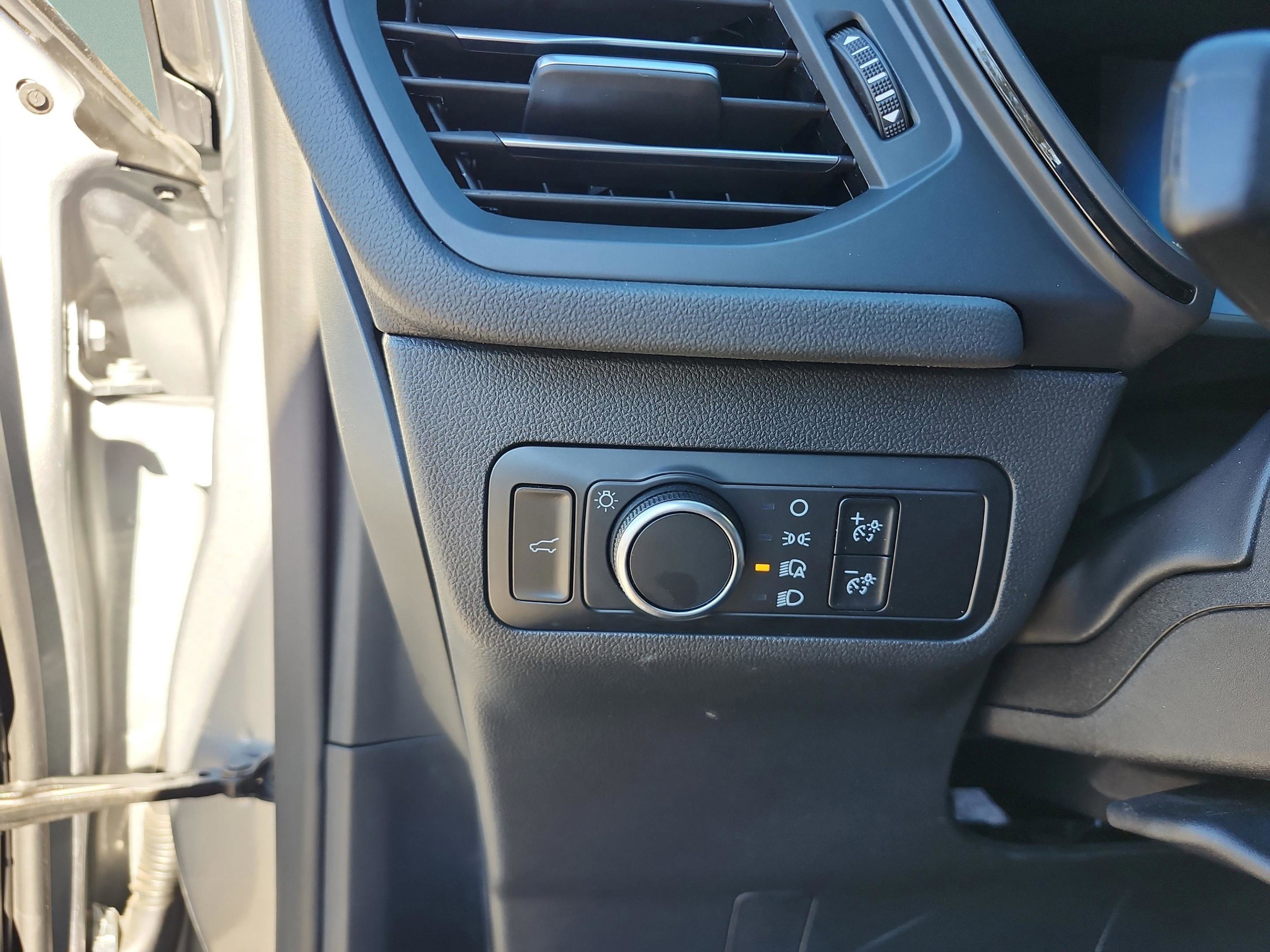 Used 2024 Ford Escape ST-Line image 15