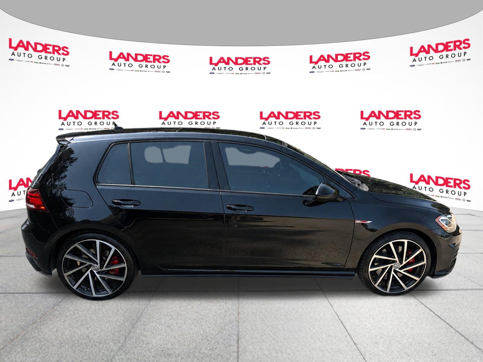 Used 2019 Volkswagen Golf 4-Door FWD image 4