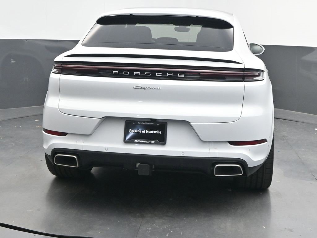 New 2025 Porsche Cayenne Coupe image 8