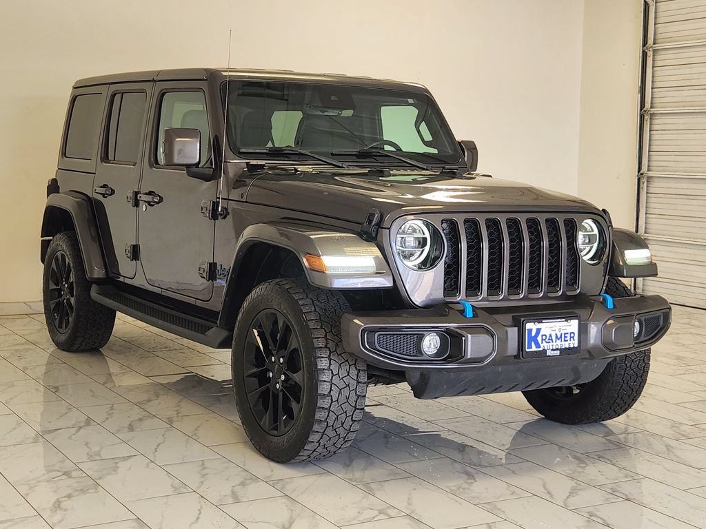 Used 2021 Jeep Wrangler Unlimited Sahara AWD/4WD image 3
