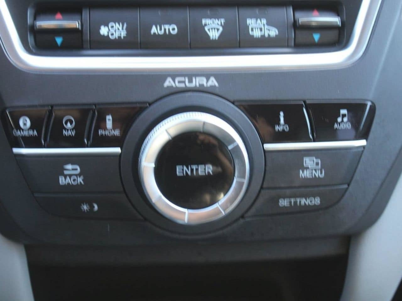 Used 2017 Acura MDX w/ Advance Package FWD image 21