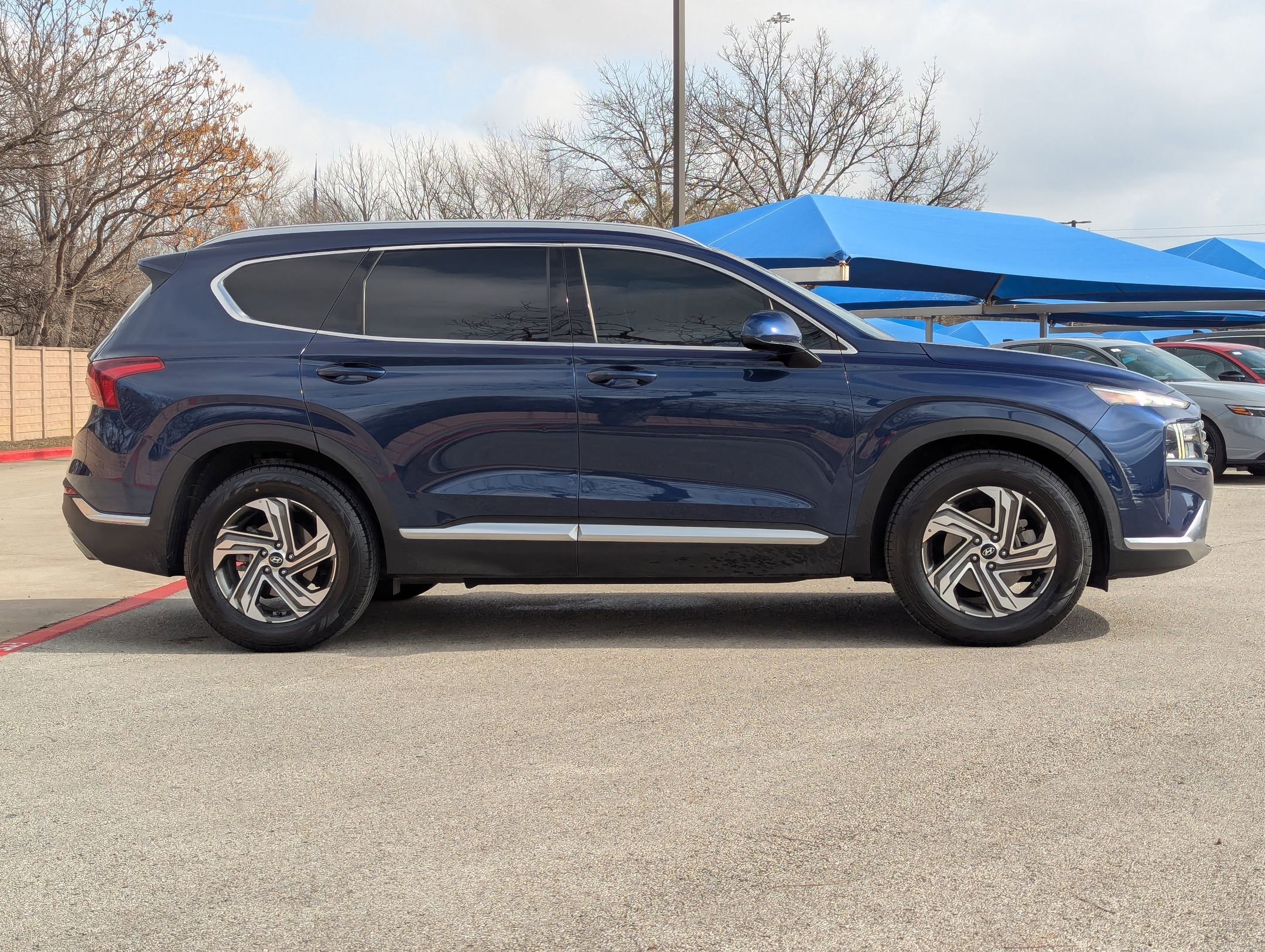 Used 2022 Hyundai Santa Fe SEL image 3