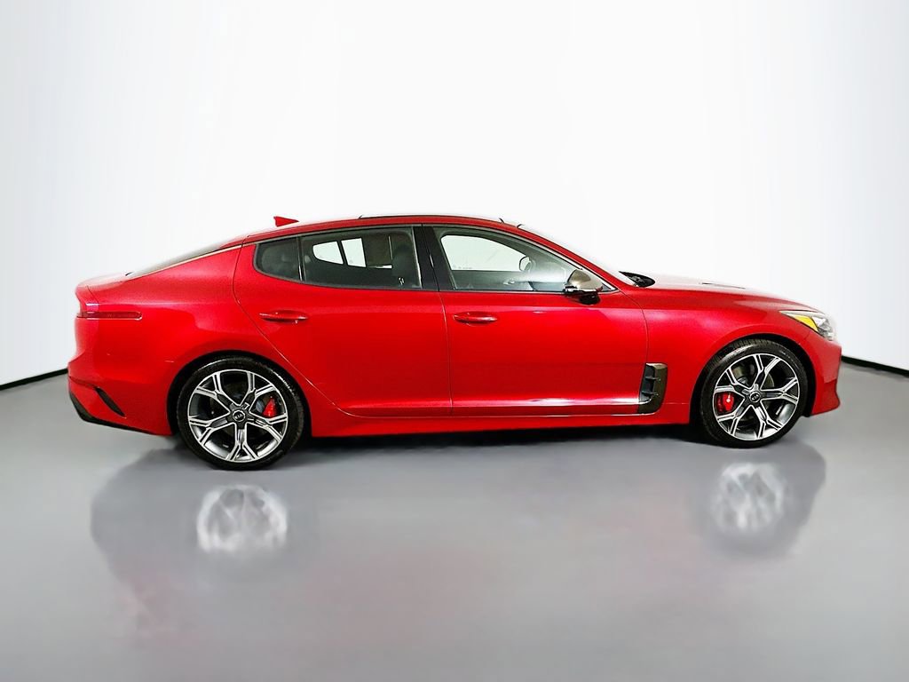 Used 2018 Kia Stinger GT1 image 7