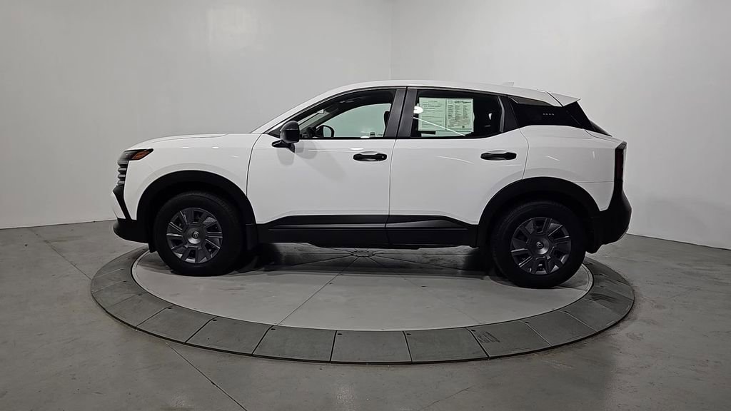 Certified 2025 Nissan Kicks S image 2