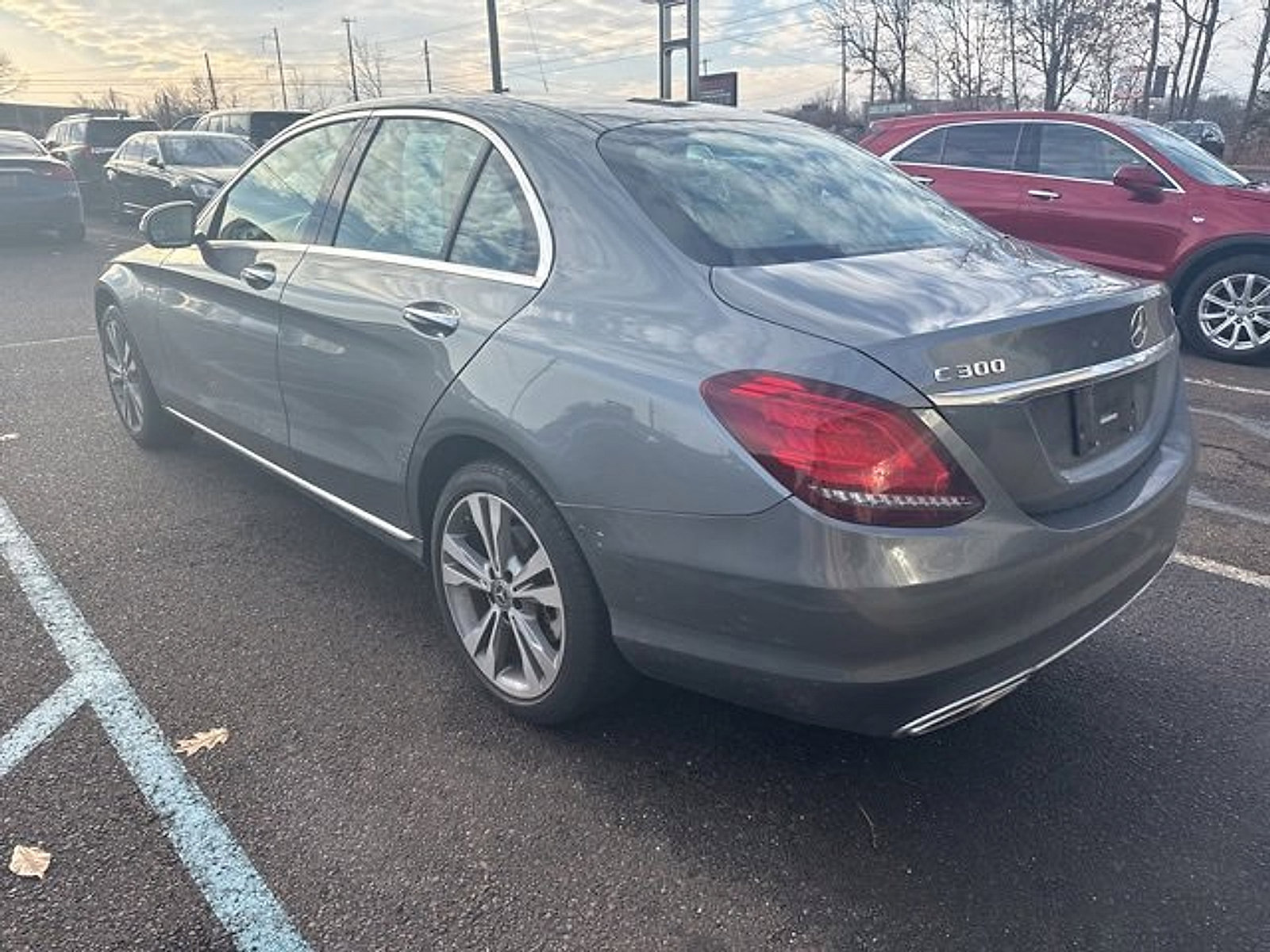 Used 2019 Mercedes-Benz C 300 4MATIC Sedan image 5