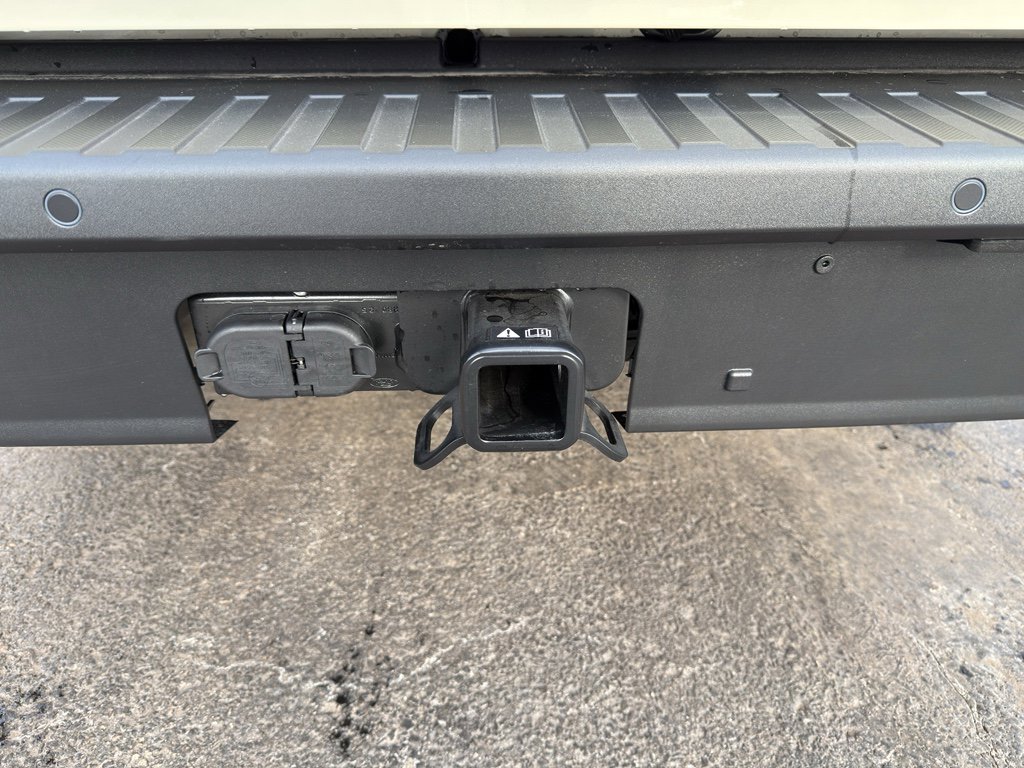 New 2025 Ford Maverick XLT w/ XLT Luxury Package image 28