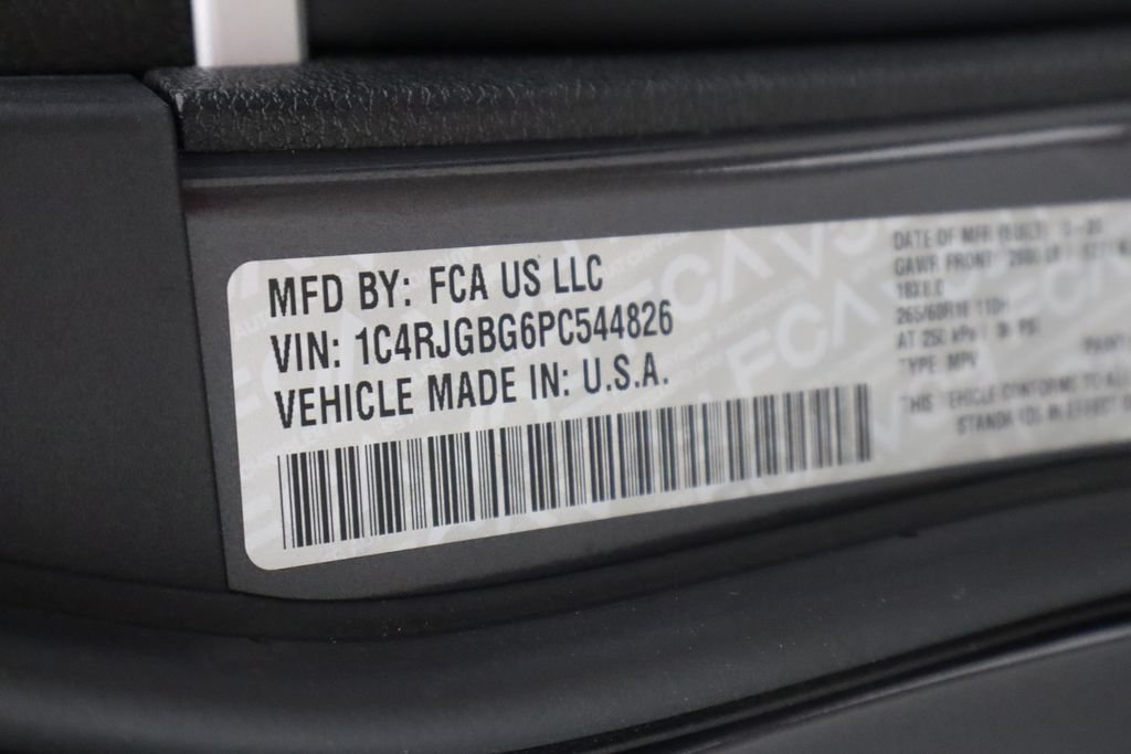 Used 2023 Jeep Grand Cherokee Limited RWD image 49