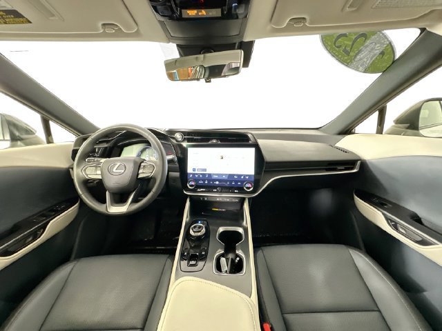 Used 2023 Lexus RZ 450e Premium w/ Technology Package AWD/4WD image 3