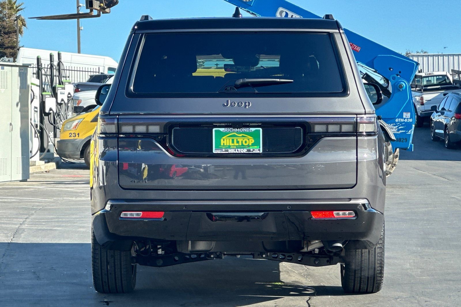 New 2026 Jeep Grand Wagoneer Summit image 6
