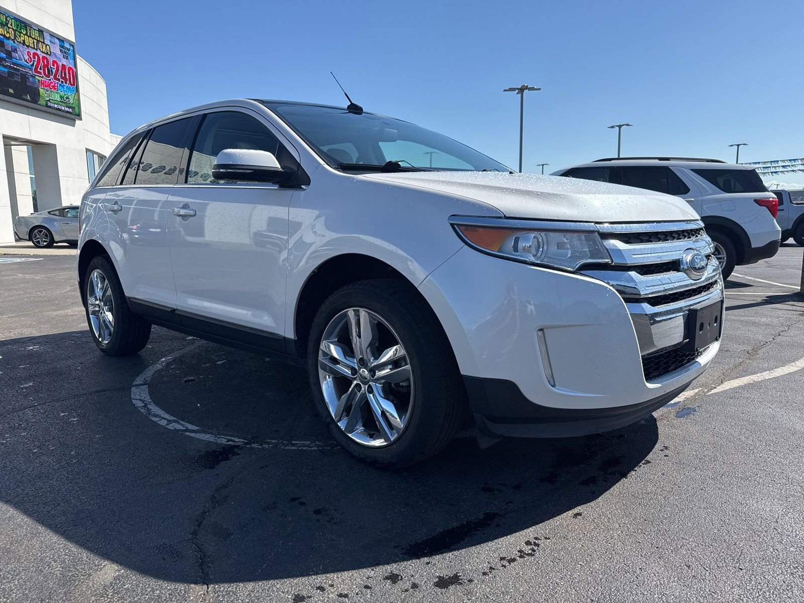 Used 2014 Ford Edge Limited w/ Equipment Group 302A FWD image 11