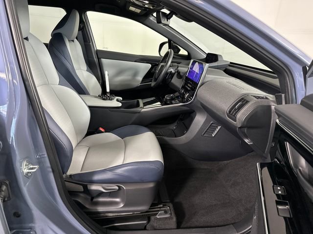 Used 2023 Subaru Solterra AWD image 28