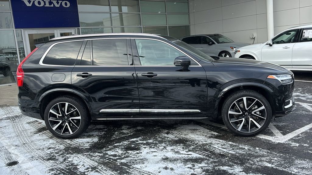 Used 2024 Volvo XC90 B6 Plus image 29