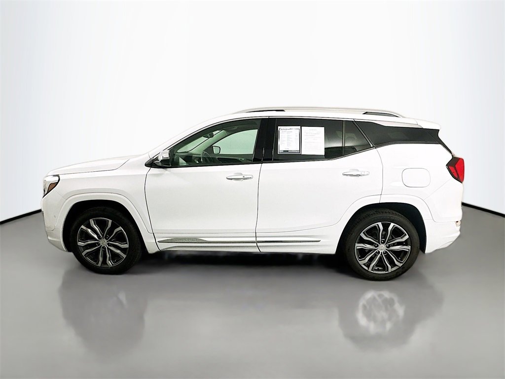 Used 2020 GMC Terrain Denali w/ Denali Premium Package image 4