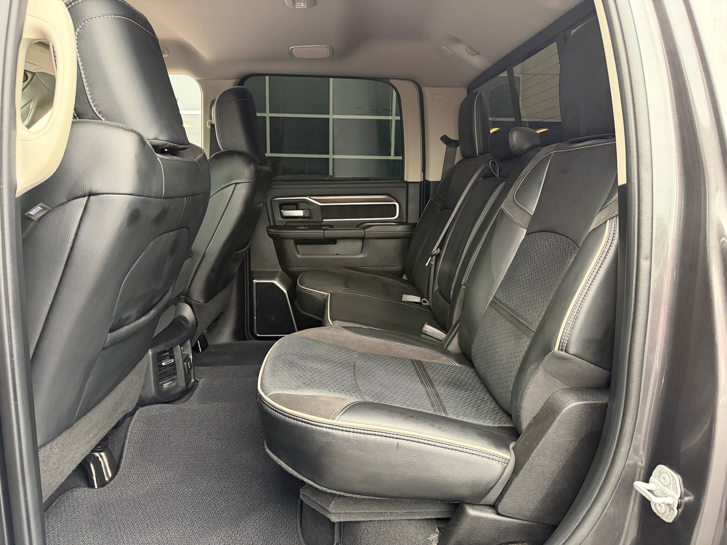 Certified 2024 RAM 2500 Laramie w/ Safety Group AWD/4WD image 9
