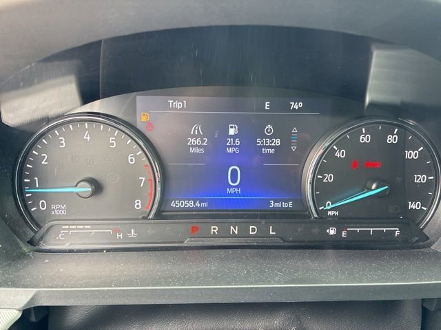 Used 2022 Ford Explorer XLT w/ Equipment Group 202A AWD/4WD image 8