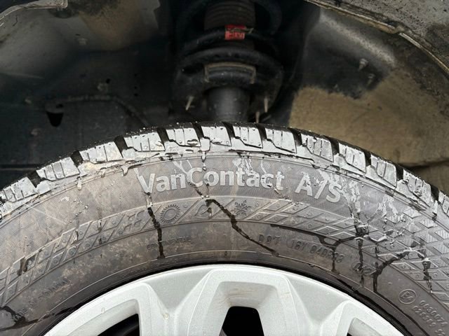 Used 2024 Ford Transit 250 Low Roof w/ Exterior Upgrade Package image 15