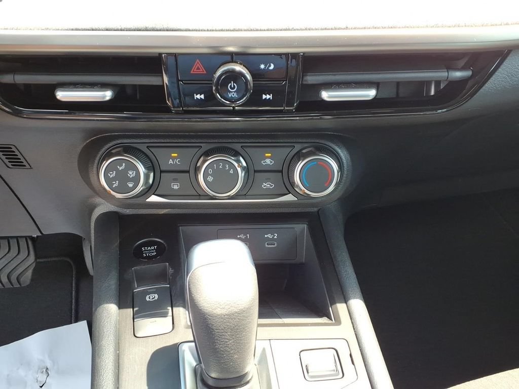 New 2026 Nissan Kicks S FWD image 20