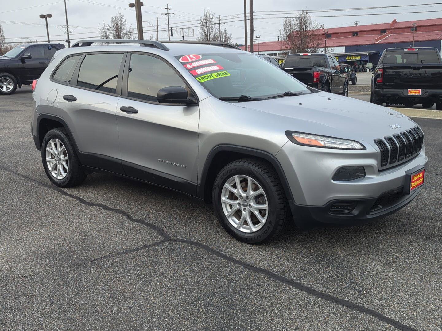 Used 2015 Jeep Cherokee Sport w/ Sport Appearance Group image 1