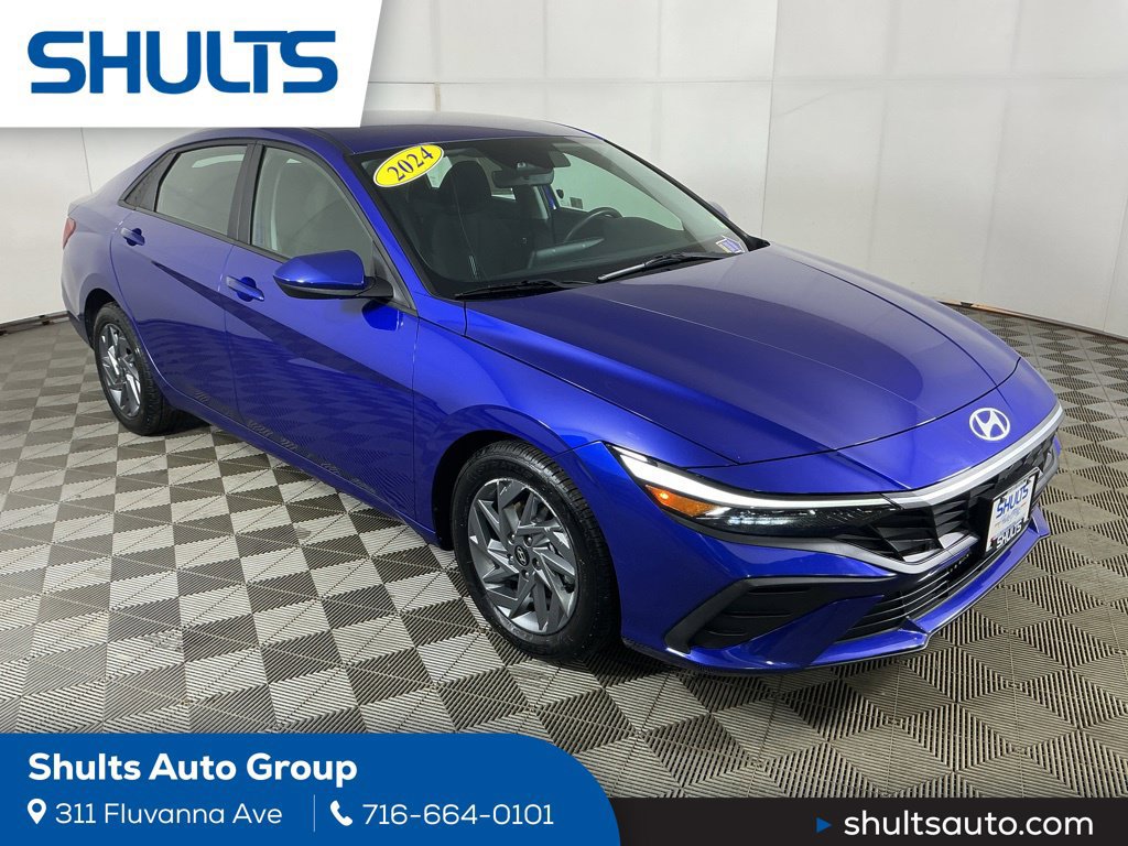 Used 2024 Hyundai Elantra SEL FWD image 1